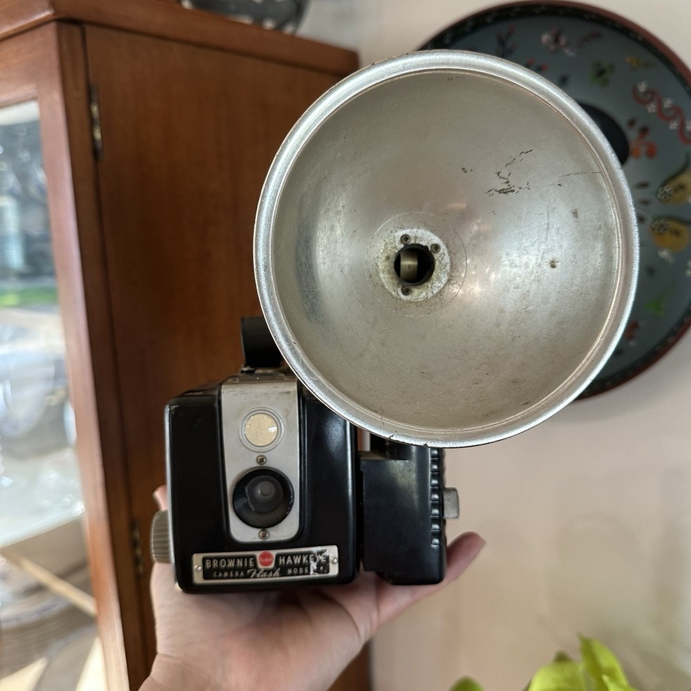 Vtg Kodak Brownie Hawkeye 620 Roll Film Camera Flash Model 1950's Untested
